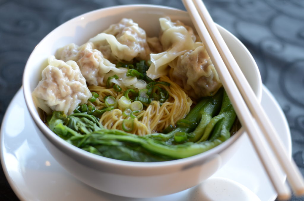 Home Made Pork And Shrimp Wonton Noodle Soup Foodobsession Ca